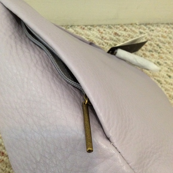 🆕 The Sak pebbled leather lavender crossbody bag - Picture 7 of 8